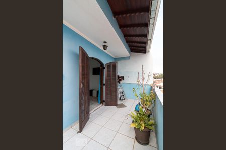 Casa à venda com 250m², 4 quartos e 2 vagasVaranda quarto 2