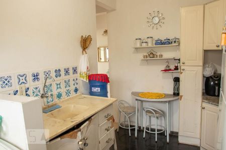 Apartamento à venda com 59m², 2 quartos e 1 vagaCozinha