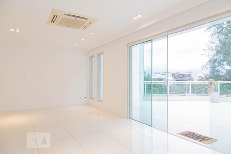 Sala de apartamento para alugar com 3 quartos, 180m² em Recreio dos Bandeirantes, Rio de Janeiro