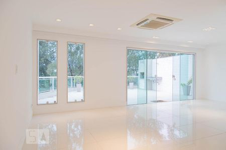 Sala de apartamento para alugar com 3 quartos, 180m² em Recreio dos Bandeirantes, Rio de Janeiro