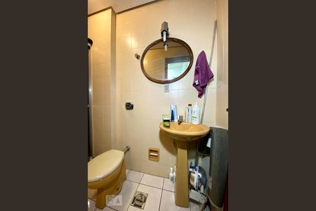 Apartamento à venda com 123m², 3 quartos e 1 vagaBanheiro de Serviço