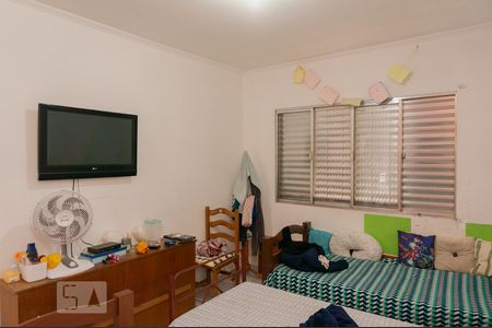 Casa à venda com 330m², 4 quartos e 2 vagas Casa à venda com 330m², 4 quartos e 2 vagasQuarto 2