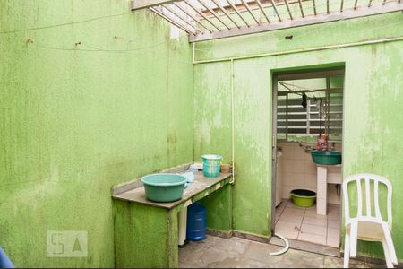 Casa à venda com 330m², 4 quartos e 2 vagas Casa à venda com 330m², 4 quartos e 2 vagasÁrea de Serviço