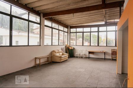 Casa à venda com 330m², 4 quartos e 2 vagas Casa à venda com 330m², 4 quartos e 2 vagasSalão de Festas