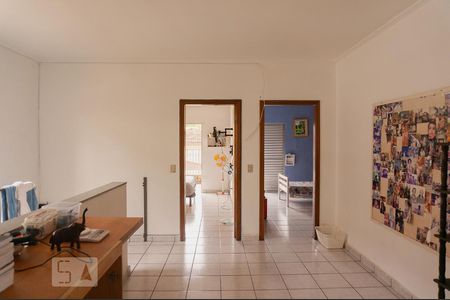 Casa à venda com 330m², 4 quartos e 2 vagas Casa à venda com 330m², 4 quartos e 2 vagasÁrea Comum