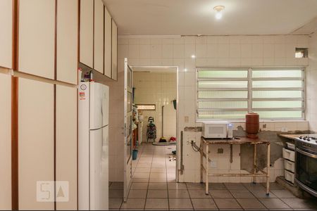 Casa à venda com 330m², 4 quartos e 2 vagas Casa à venda com 330m², 4 quartos e 2 vagasCozinha