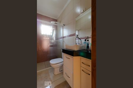 Casa à venda com 130m², 3 quartos e 2 vagas Casa à venda com 130m², 3 quartos e 2 vagasBanheiro da Suíte 1