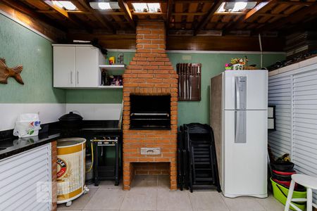 Casa à venda com 130m², 3 quartos e 2 vagas Casa à venda com 130m², 3 quartos e 2 vagasChurrasqueira