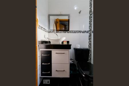 Casa à venda com 130m², 3 quartos e 2 vagas Casa à venda com 130m², 3 quartos e 2 vagasBanheiro da Suíte 3