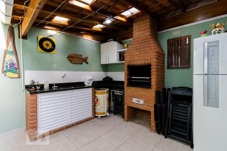 Casa à venda com 130m², 3 quartos e 2 vagas Casa à venda com 130m², 3 quartos e 2 vagasChurrasqueira