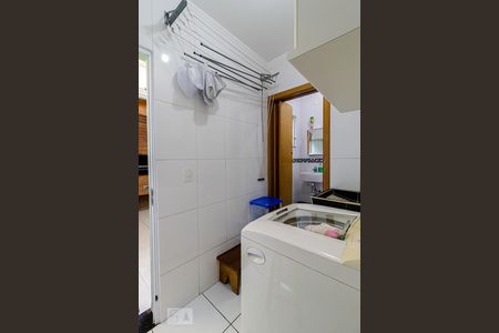 Casa à venda com 130m², 3 quartos e 2 vagas Casa à venda com 130m², 3 quartos e 2 vagasÁrea de Serviço