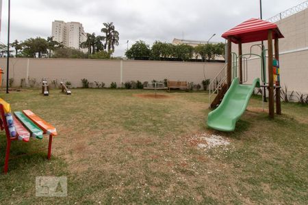 Apartamento para alugar com 52m², 2 quartos e sem vaga Apartamento para alugar com 52m², 2 quartos e sem vagaÁrea Comum - Playground