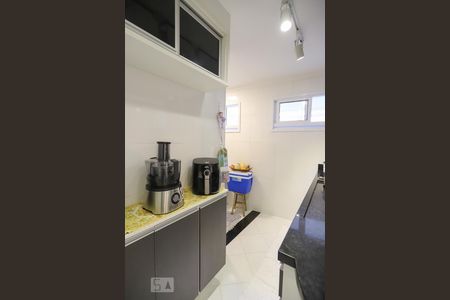 Apartamento à venda com 69m², 2 quartos e 1 vagaCozinha