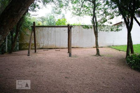 Casa de condomínio à venda com 213m², 4 quartos e 4 vagasPlayGround