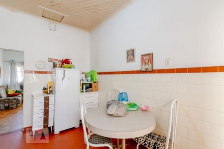 Casa à venda com 460m², 3 quartos e 2 vagas Casa à venda com 460m², 3 quartos e 2 vagasCozinha Casa 1