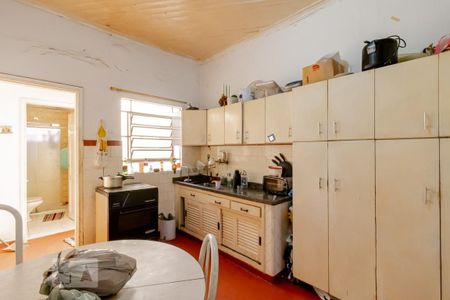 Casa à venda com 460m², 3 quartos e 2 vagas Casa à venda com 460m², 3 quartos e 2 vagasCozinha Casa 1