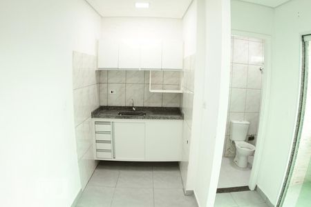 Cozinha de kitnet/studio para alugar com 1 quarto, 30m² em Parque Edu Chaves, São Paulo