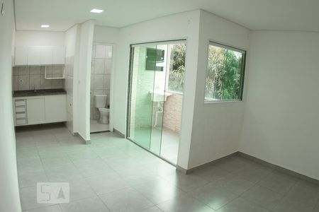Studio de kitnet/studio para alugar com 1 quarto, 30m² em Parque Edu Chaves, São Paulo