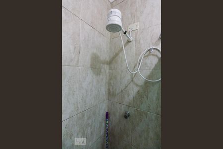 Casa à venda com 240m², 3 quartos e 2 vagasBanheiro da Suíte 3 Chuveiro