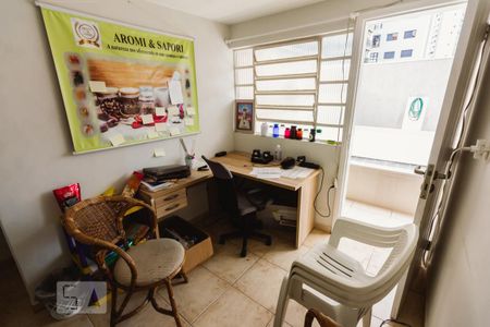 Casa à venda com 240m², 3 quartos e 2 vagasEdícula Suíte