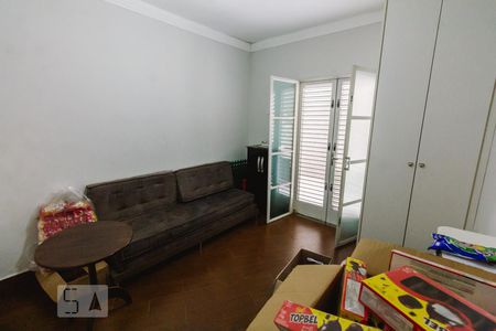 Casa à venda com 240m², 3 quartos e 2 vagasSuíte 2