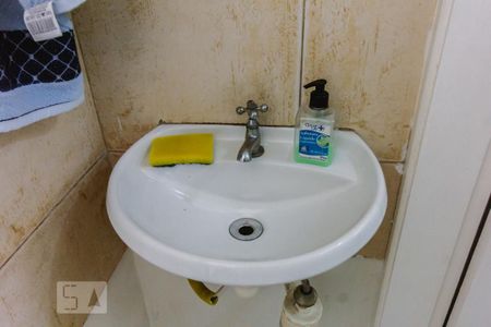 Casa à venda com 240m², 3 quartos e 2 vagasEdícula Banheiro da Suíte Pia