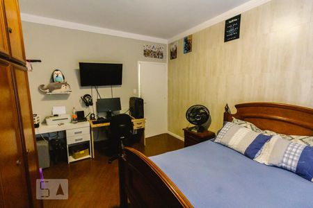 Casa à venda com 240m², 3 quartos e 2 vagasSuíte 3