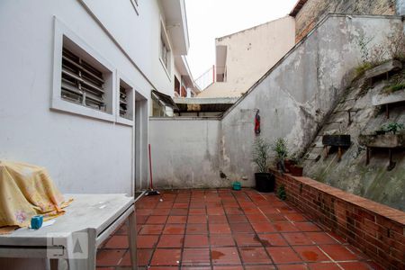 Casa à venda com 196m², 4 quartos e 2 vagasQuintal