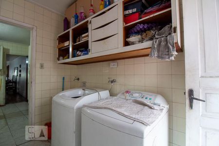 Casa à venda com 196m², 4 quartos e 2 vagasÁrea de Serviço