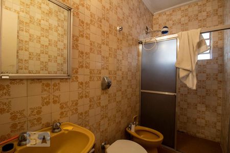 Casa à venda com 196m², 4 quartos e 2 vagasBanheiro da Suíte