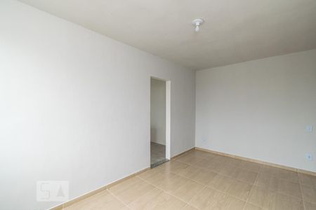 Sala de apartamento para alugar com 2 quartos, 55m² em Cordovil, Rio de Janeiro