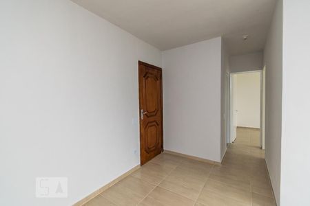 Sala de apartamento para alugar com 2 quartos, 55m² em Cordovil, Rio de Janeiro