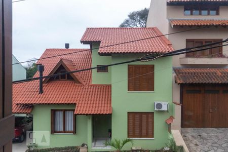 Casa de condomínio à venda com 252m², 4 quartos e 2 vagas Casa de condomínio à venda com 252m², 4 quartos e 2 vagasVista do Quarto 2