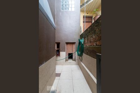 Casa de condomínio à venda com 252m², 4 quartos e 2 vagas Casa de condomínio à venda com 252m², 4 quartos e 2 vagasCanil