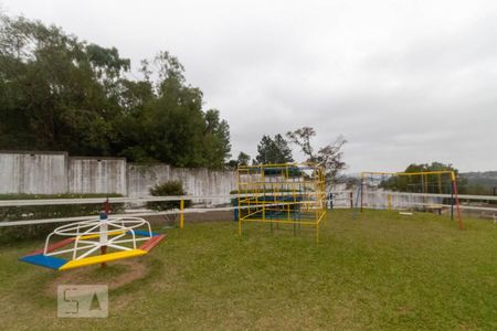 Casa de condomínio à venda com 252m², 4 quartos e 2 vagas Casa de condomínio à venda com 252m², 4 quartos e 2 vagasÁrea Comum - Playground