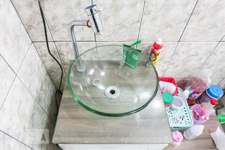 Casa à venda com 142m², 3 quartos e 4 vagasBanheiro Social