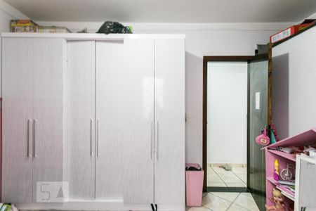 Casa à venda com 142m², 3 quartos e 4 vagasQuarto 2