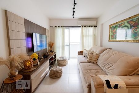 Sala de apartamento para alugar com 2 quartos, 68m² em Freguesia (jacarepaguá), Rio de Janeiro