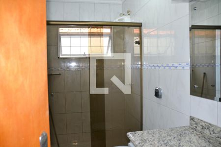 Casa à venda com 135m², 3 quartos e 2 vagas Casa à venda com 135m², 3 quartos e 2 vagasBanheiro 2
