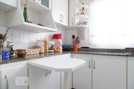 Apartamento à venda com 115m², 2 quartos e 1 vaga Apartamento à venda com 115m², 2 quartos e 1 vagaCozinha