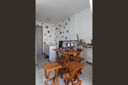 Apartamento à venda com 115m², 2 quartos e 1 vaga Apartamento à venda com 115m², 2 quartos e 1 vagaSala gourmet