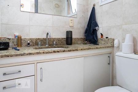 Apartamento à venda com 115m², 2 quartos e 1 vaga Apartamento à venda com 115m², 2 quartos e 1 vagaBanheiro social 2