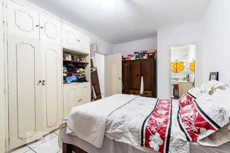 Casa à venda com 250m², 5 quartos e 3 vagas Casa à venda com 250m², 5 quartos e 3 vagasSuíte