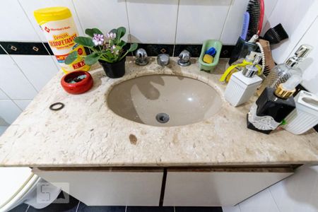 Casa à venda com 250m², 5 quartos e 3 vagas Casa à venda com 250m², 5 quartos e 3 vagasBanheiro da Suíte