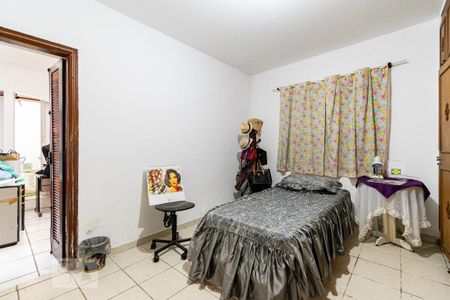 Casa à venda com 250m², 5 quartos e 3 vagas Casa à venda com 250m², 5 quartos e 3 vagasQuarto 3