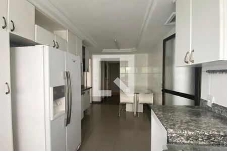 Apartamento à venda com 284m², 4 quartos e 4 vagasCozinha