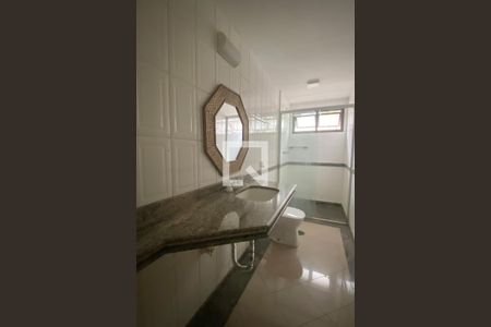 Apartamento à venda com 284m², 4 quartos e 4 vagasBanheiro Corredor