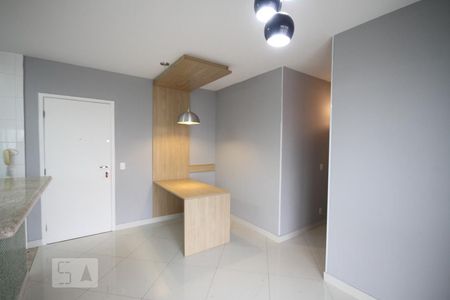 Sala de apartamento para alugar com 2 quartos, 57m² em Vila Dom Pedro I, São Paulo