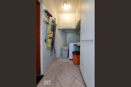 Casa à venda com 212m², 3 quartos e 2 vagasÁrea de Serviço