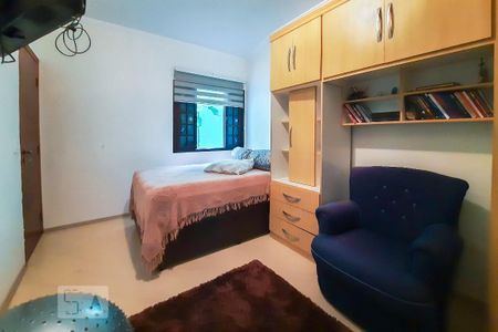 Casa à venda com 212m², 3 quartos e 2 vagasQuarto 2